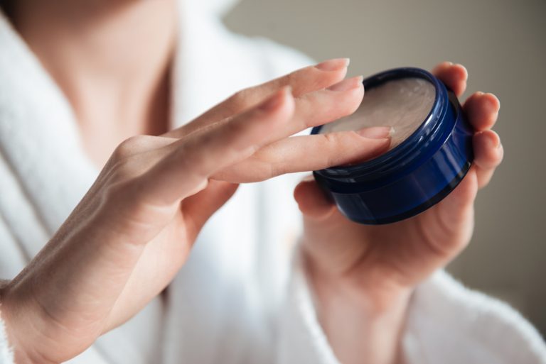 Skincare χωρίς άρωμα vs αρωματισμένο skincare: Έχει πραγματικά σημασία;